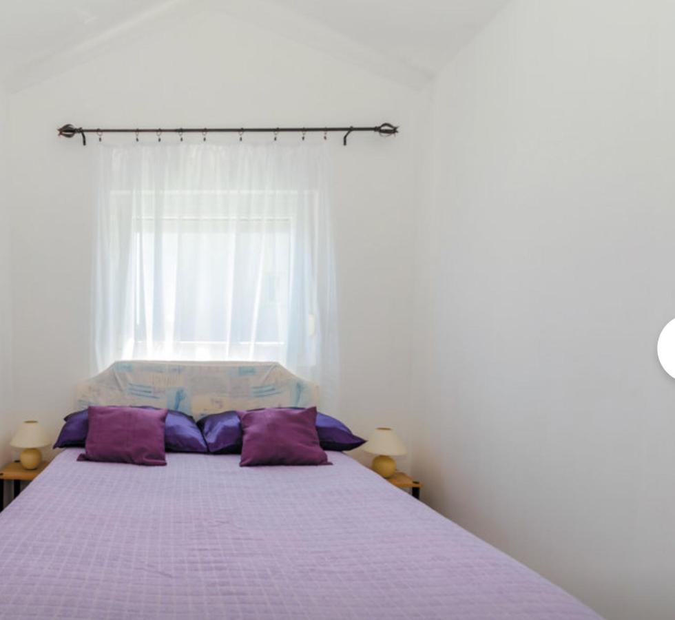 Zsa Zsa Holiday Home Srima Luaran gambar